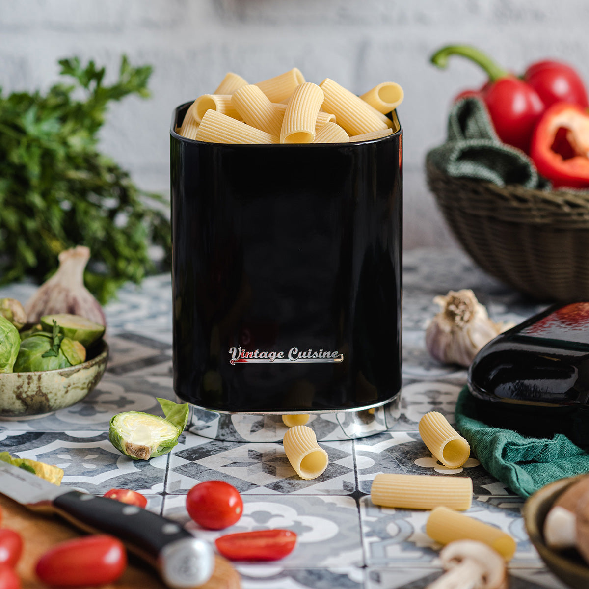 Kitchen retro container for dry products