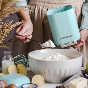 Kitchen retro container for dry products